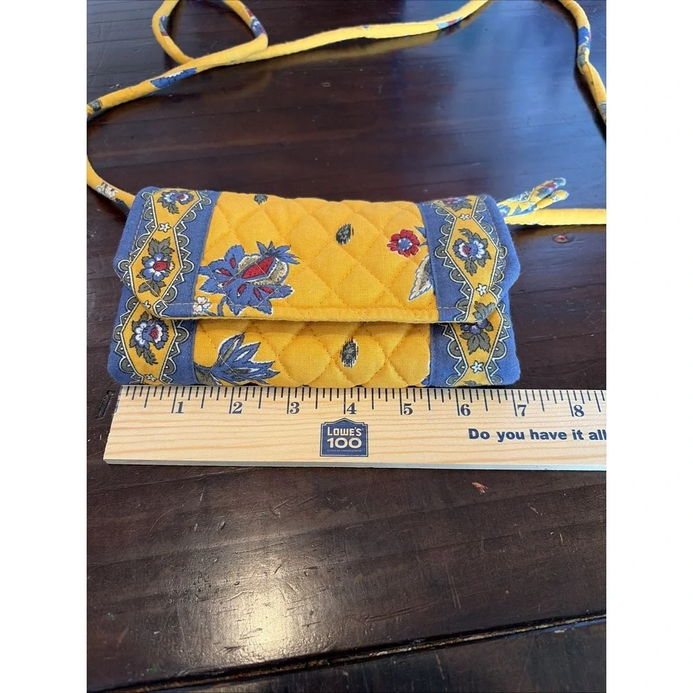Vera Bradley French Yellow Trifold Crossbody Wallet EUC Retired Vintage (e6) - Picture 9 of 10